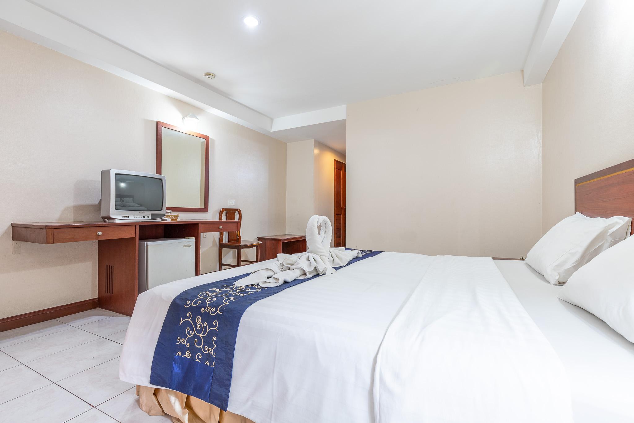 Eastiny Place Hotel Патая Екстериор снимка